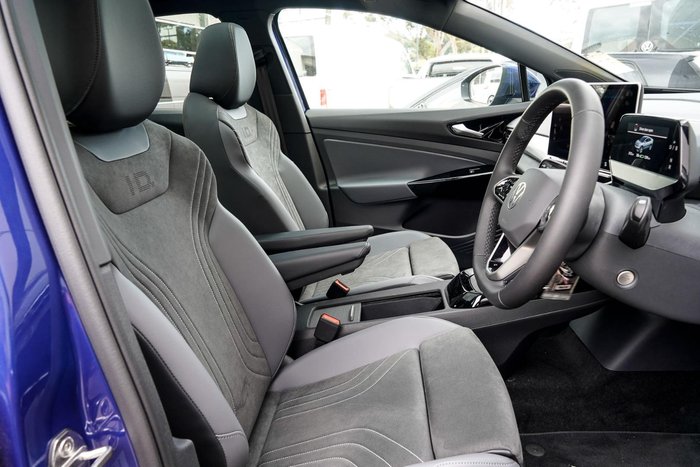 2025 Volkswagen ID.5 Pro