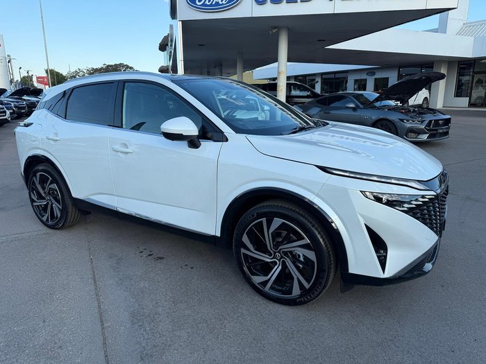 2025 Nissan QASHQAI Ti-L J12 MY25 Pearl White with Onyx Black Roof