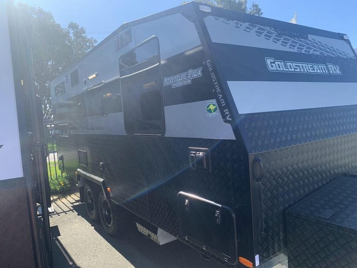 2025 Goldstream 2050 Bunk Platinum Adventure 20'5