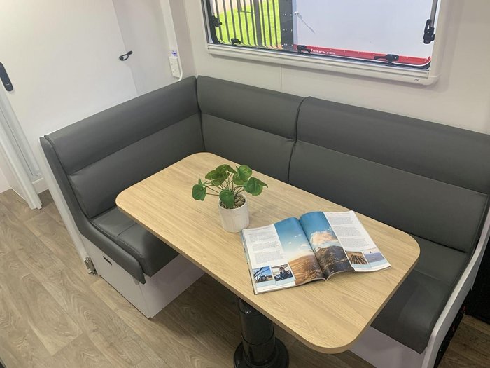 2025 Goldstream 2050 Bunk Platinum Adventure 20'5