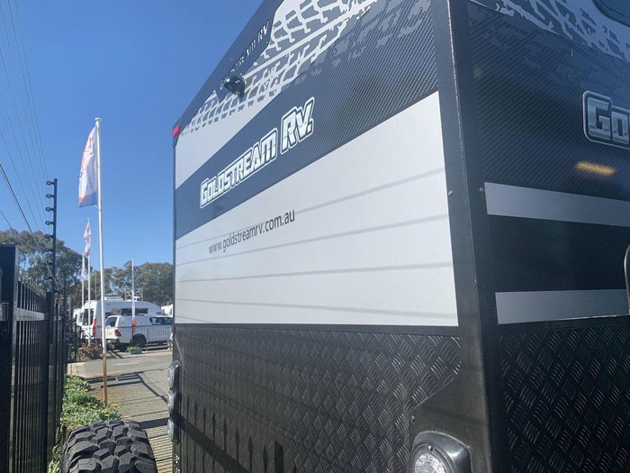 2025 Goldstream 2050 Bunk Platinum Adventure 20'5