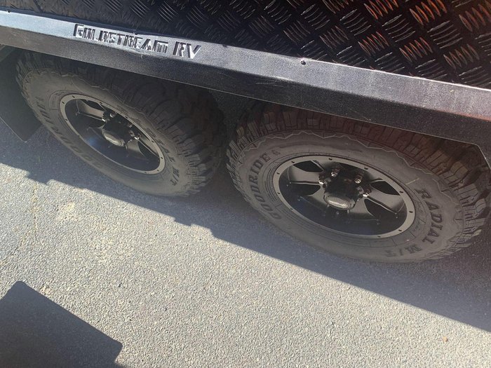 2025 Goldstream 2050 Bunk Platinum Adventure 20'5