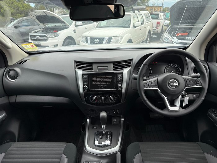 2024 Nissan Navara ST D23 MY24 4X4 Dual Range Brilliant Silver