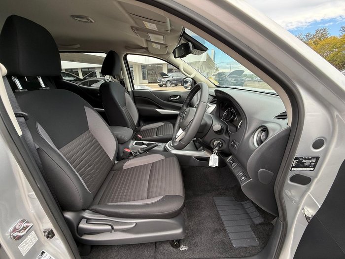 2024 Nissan Navara ST D23 MY24 4X4 Dual Range Brilliant Silver