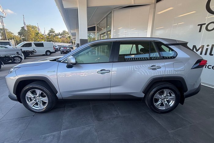 2022 Toyota RAV4 GX