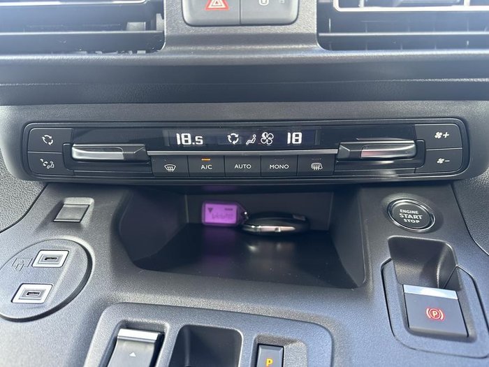 2024 Peugeot Partner Premium