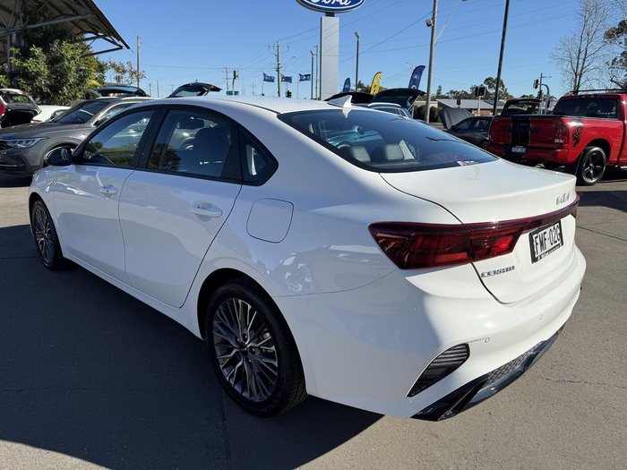 2024 Kia Cerato Sport+ BD MY24 Clear White
