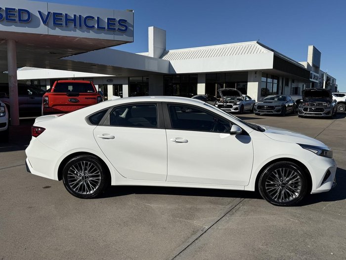 2024 Kia Cerato Sport+ BD MY24 Clear White