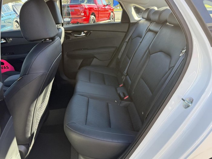 2024 Kia Cerato Sport+ BD MY24 Clear White