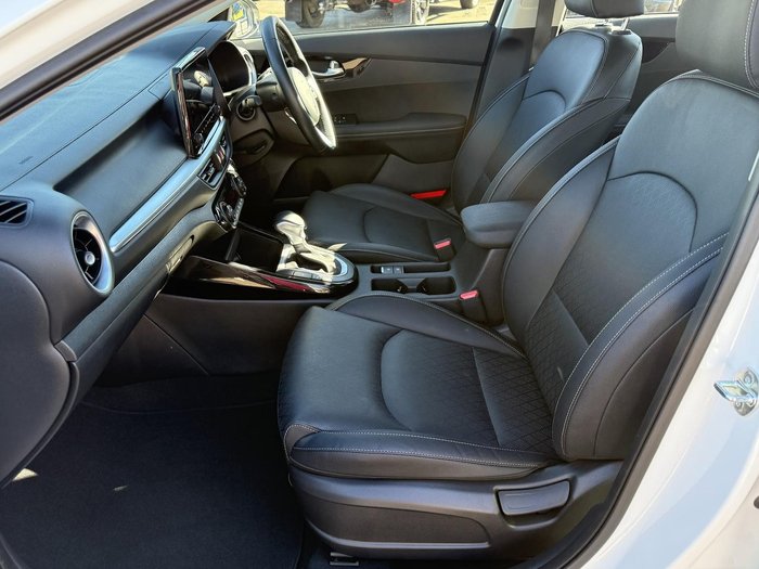 2024 Kia Cerato Sport+ BD MY24 Clear White