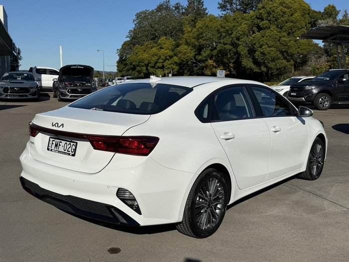 2024 Kia Cerato Sport+ BD MY24 Clear White