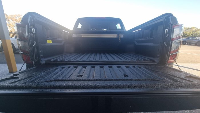2025 Isuzu D-MAX LS-U+ MY24 4X4 Dual Range Obsidian Grey