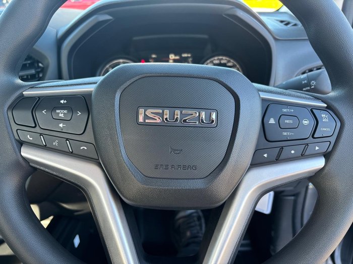 2025 Isuzu D-MAX SX MY24 4X4 Dual Range Mercury Silver