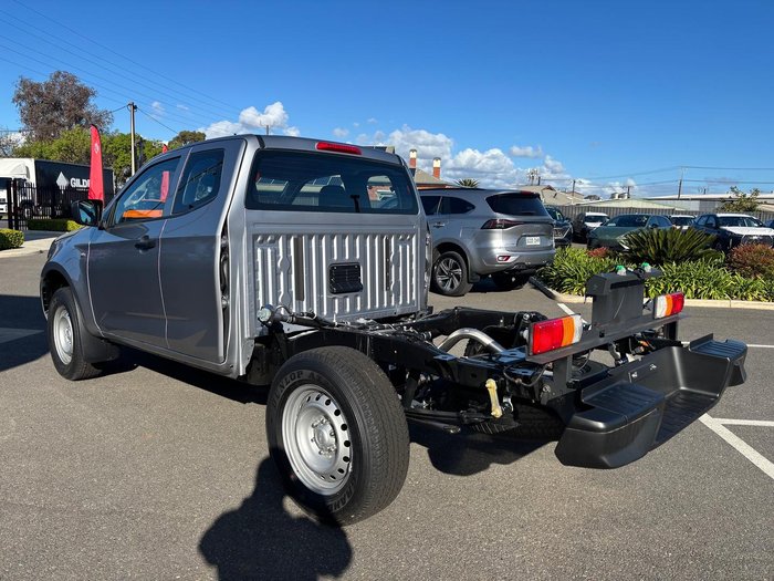 2025 Isuzu D-MAX SX MY24 4X4 Dual Range Mercury Silver