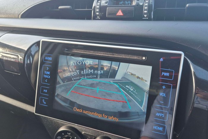 2018 Toyota Hilux SR