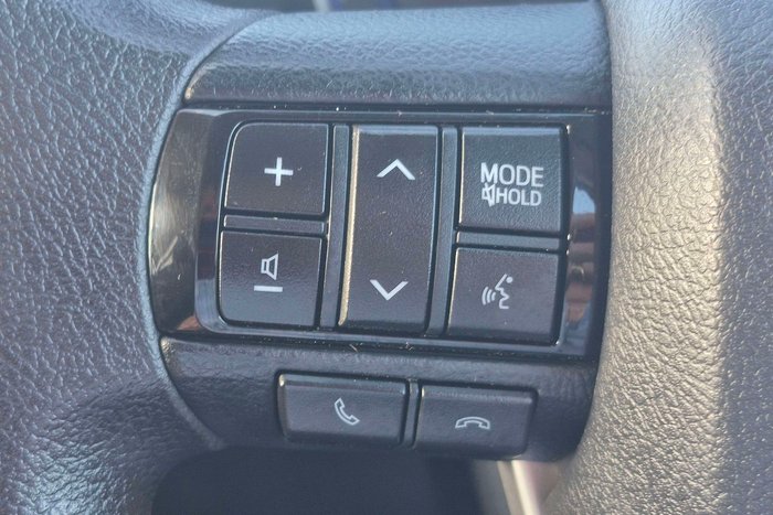 2018 Toyota Hilux SR