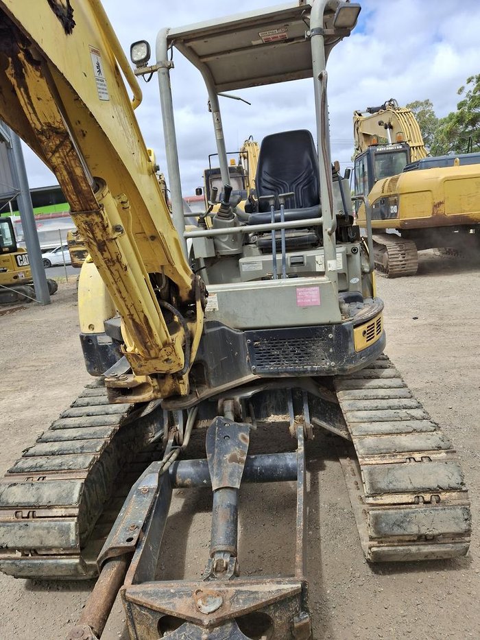 2012 Yanmar Vio55-5B