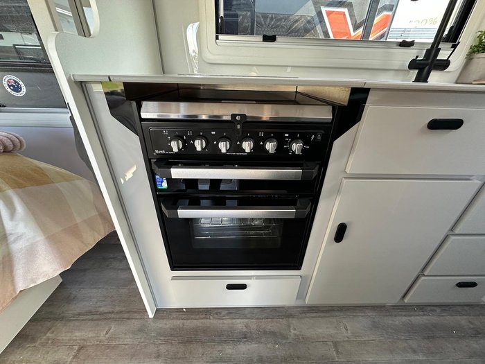 2025 JB Caravans Gator X 17'10 Fd