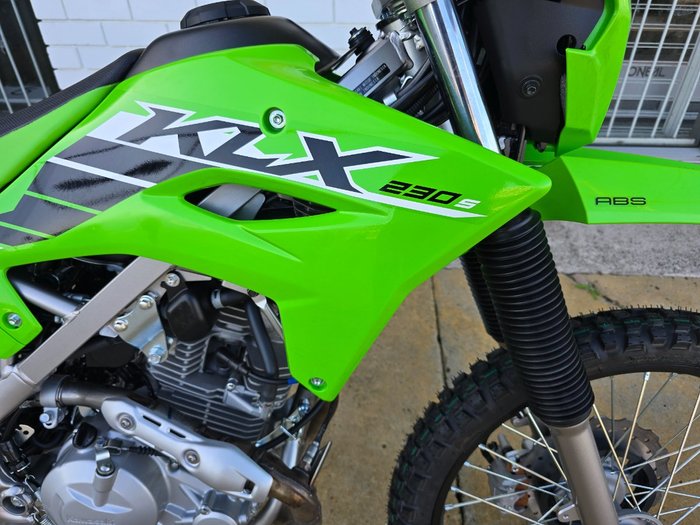 2025 Kawasaki KLX230R S Green