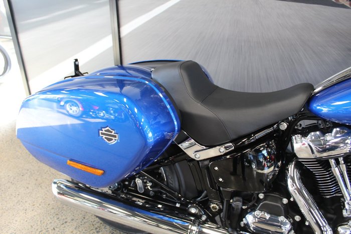 2025 Harley-davidson FXLRST LOW RIDER ST (117) BLUE BURST