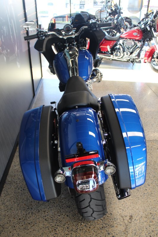2025 Harley-davidson FXLRST LOW RIDER ST (117) BLUE BURST