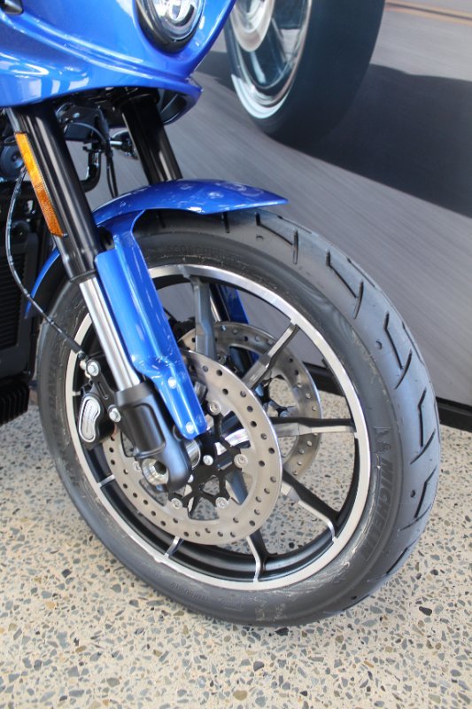 2025 Harley-davidson FXLRST LOW RIDER ST (117) BLUE BURST