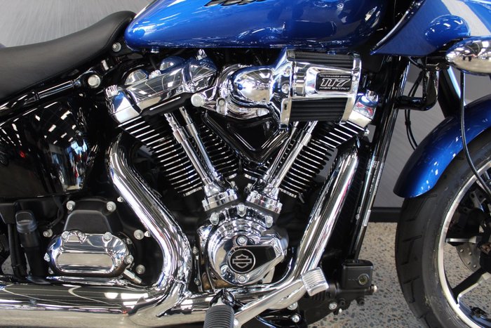 2025 Harley-davidson FXLRST LOW RIDER ST (117) BLUE BURST