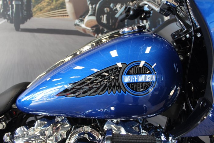 2025 Harley-davidson FXLRST LOW RIDER ST (117) BLUE BURST