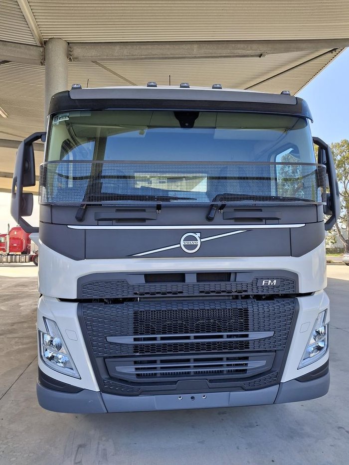 2024 Volvo Fm11