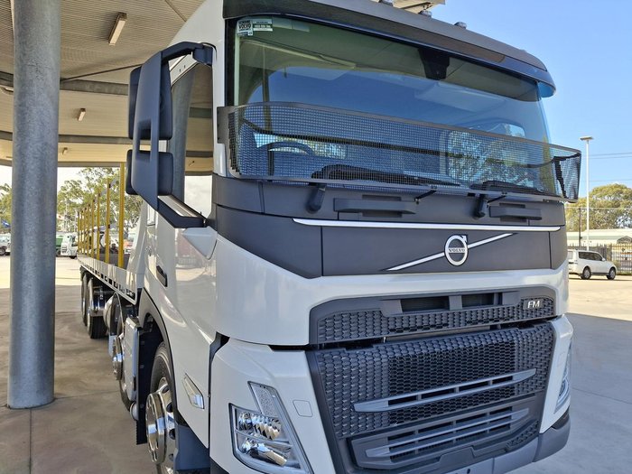 2024 Volvo Fm11