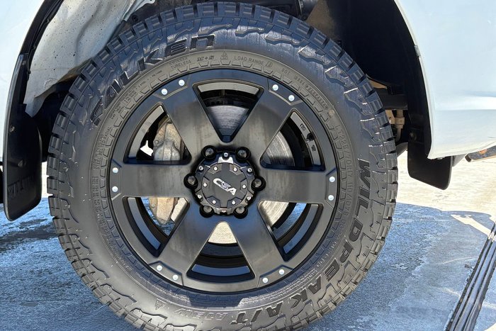 2021 Toyota Hilux SR