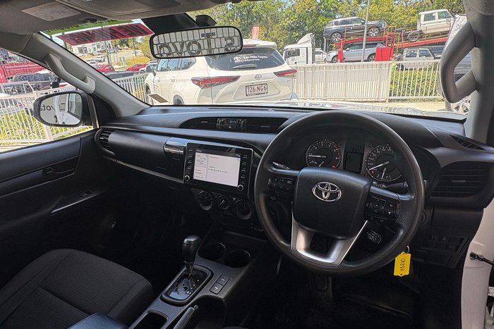 2021 Toyota Hilux SR