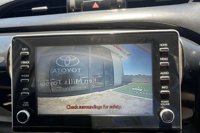 2021 Toyota Hilux SR