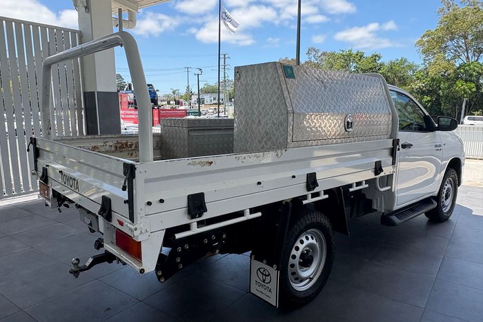 2021 Toyota Hilux SR