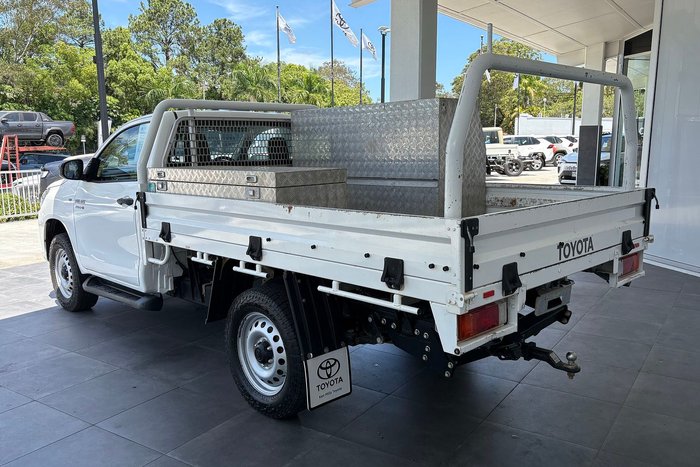 2021 Toyota Hilux SR