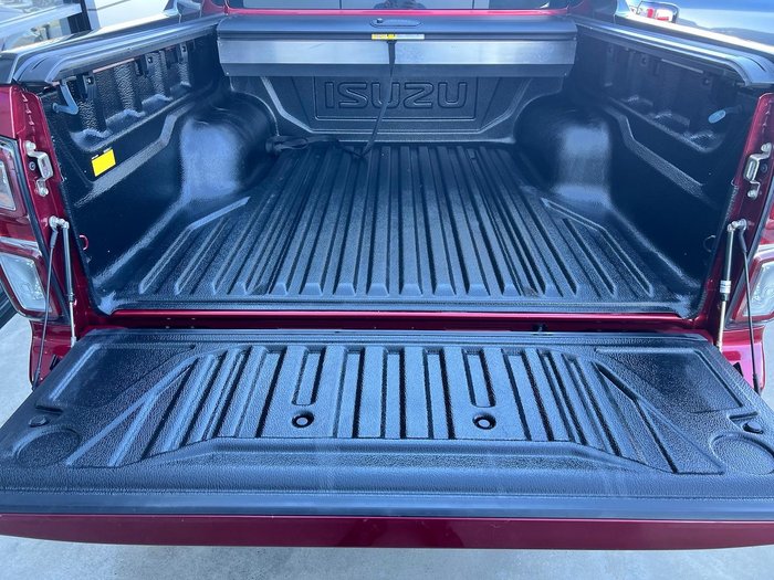 2021 Isuzu D-MAX X-TERRAIN MY21 4X4 Dual Range Magnetic Red