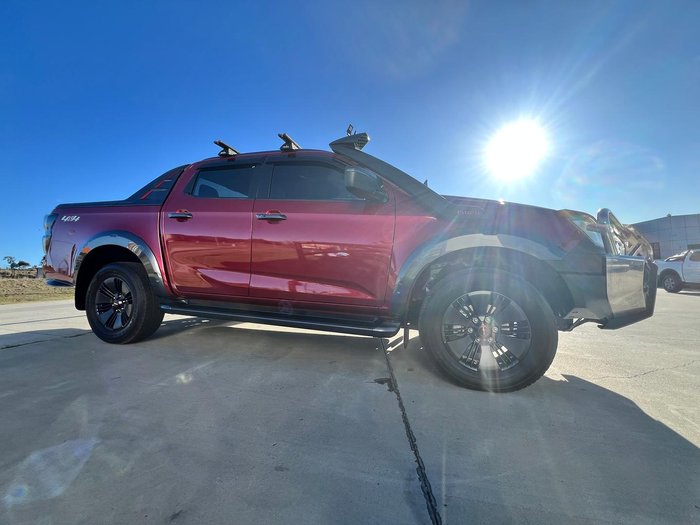 2021 Isuzu D-MAX X-TERRAIN MY21 4X4 Dual Range Magnetic Red