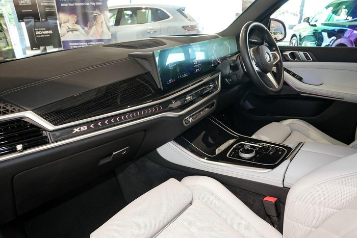 2023 BMW X5 xDrive30d M Sport