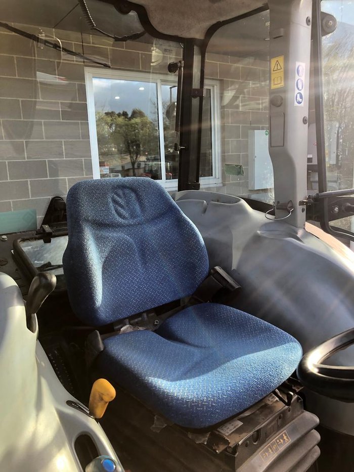 0 New Holland T4.95F Narrow Cab Tractor 97Hp 1329 Hours