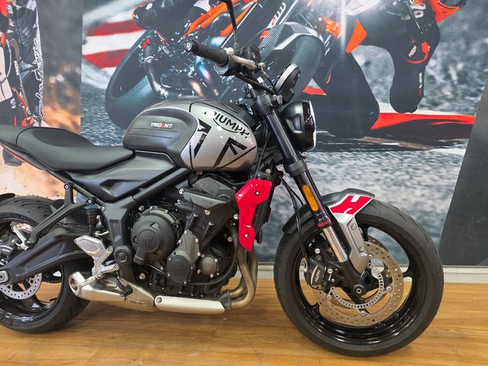 2021 Triumph TRIDENT 660 SILVER