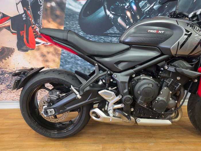 2021 Triumph TRIDENT 660 SILVER