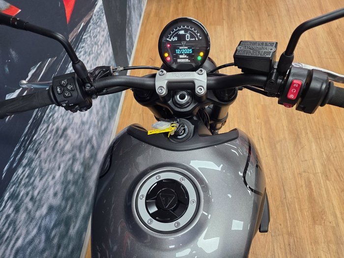 2021 Triumph TRIDENT 660 SILVER