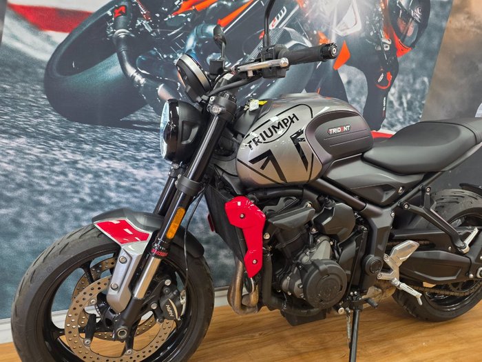 2021 Triumph TRIDENT 660 SILVER