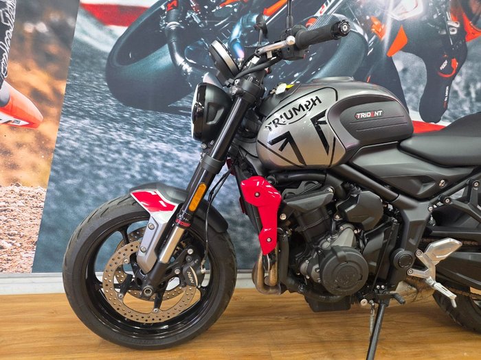 2021 Triumph TRIDENT 660 SILVER