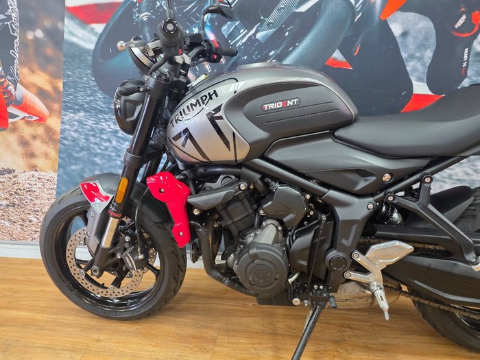2021 Triumph TRIDENT 660 SILVER