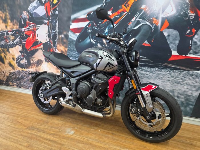 2021 Triumph TRIDENT 660 SILVER