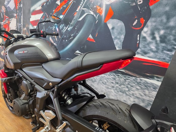2021 Triumph TRIDENT 660 SILVER