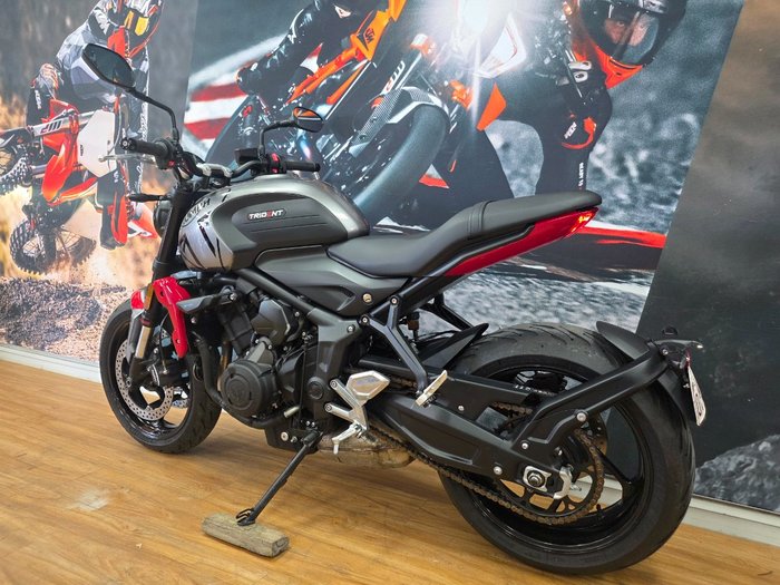 2021 Triumph TRIDENT 660 SILVER