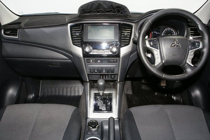 2023 Mitsubishi Triton GLS