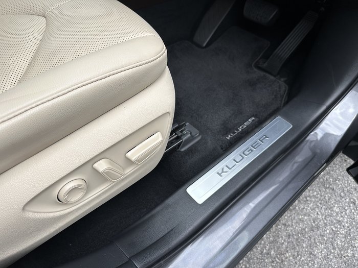 2023 Toyota Kluger Grande